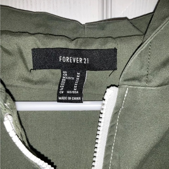 Forever‎ 21 Womens Crop Hoodie Jacket Size Medium Green Zip Up - Picture 3 of 9